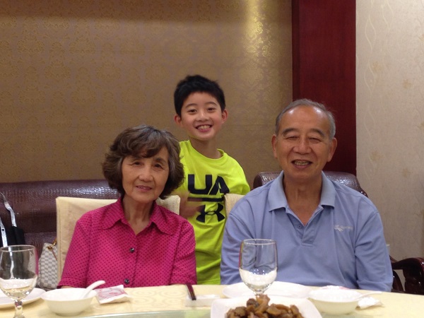 Wu’s parents and son in Shanghai.