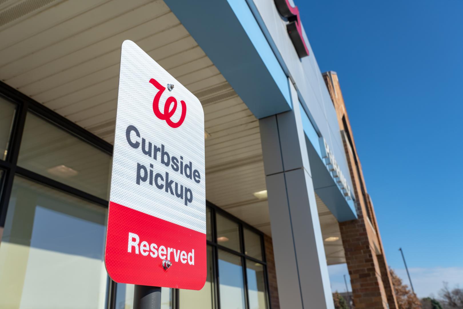 Walgreens Pickup at Curbside Signage